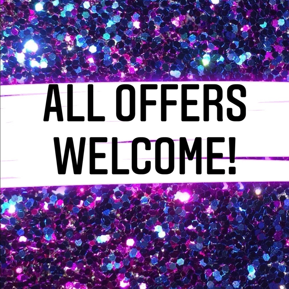 Bundle and save! 20% off 3 or more items 💗